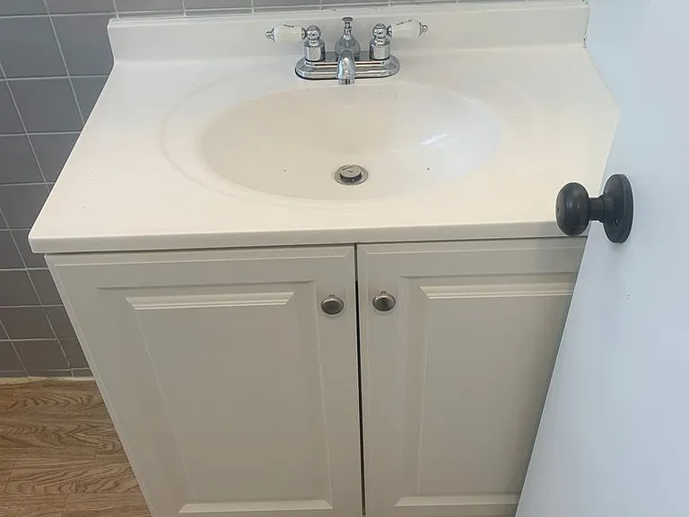 228 Locust Ave — Photo 10