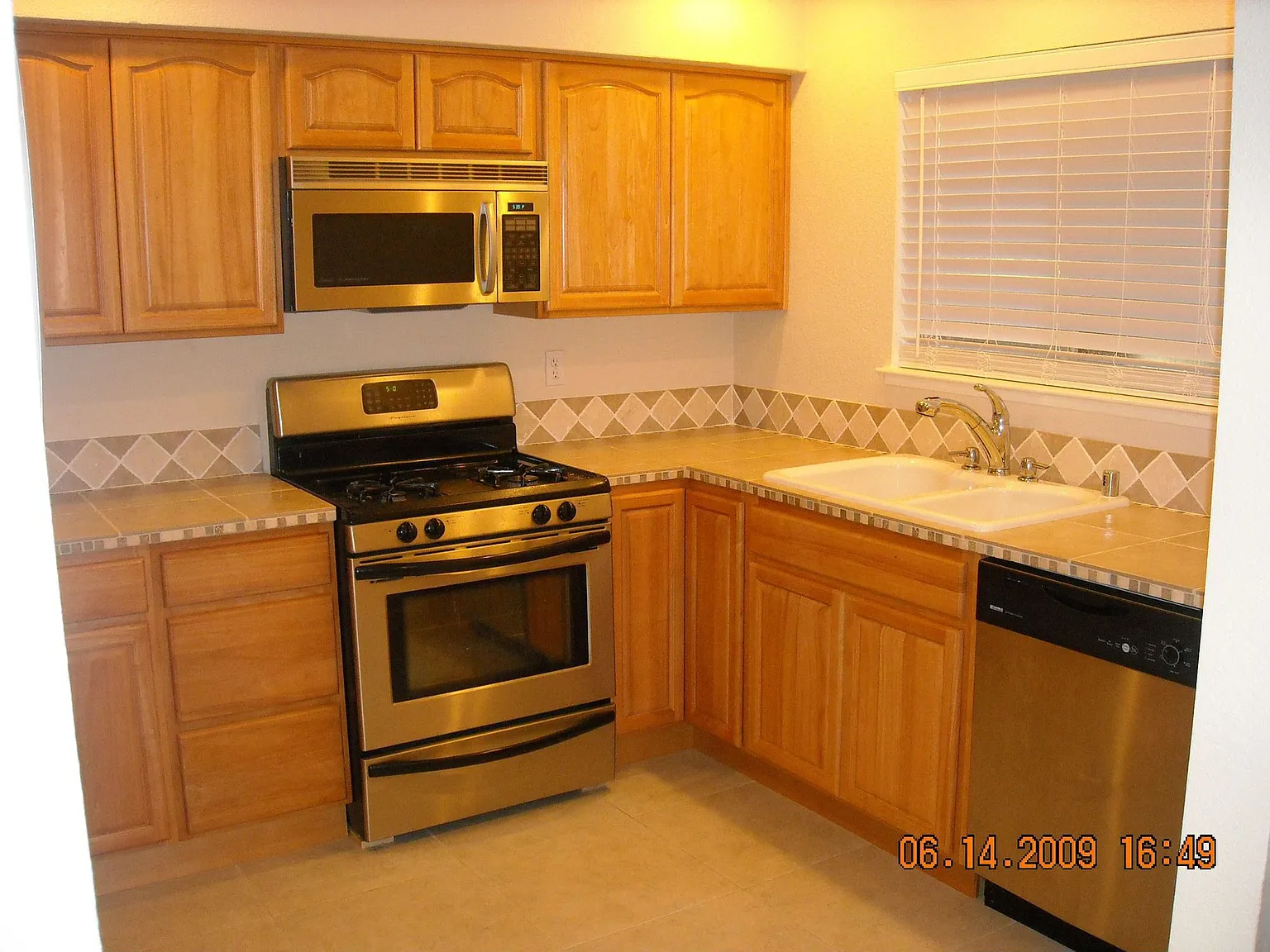 5913 Mack Rd photo 1