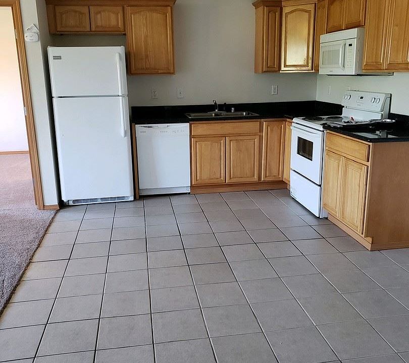 1st image of 1609 E 68th St Unit 3B