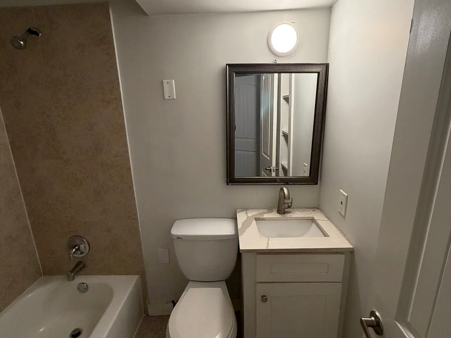 230 Starr St — Photo 4