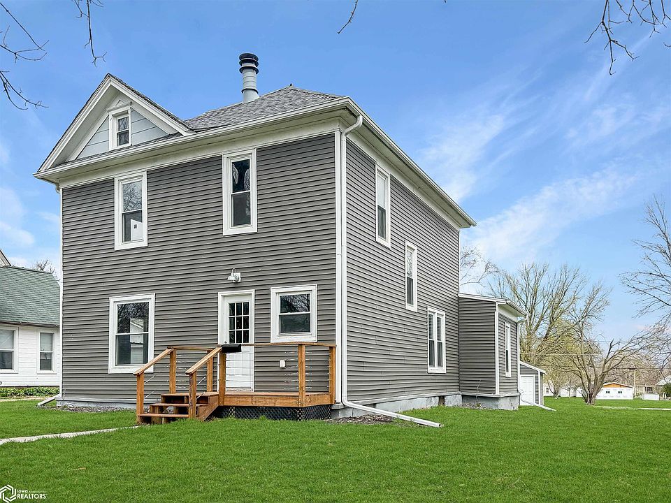 1st image of 614 1st St