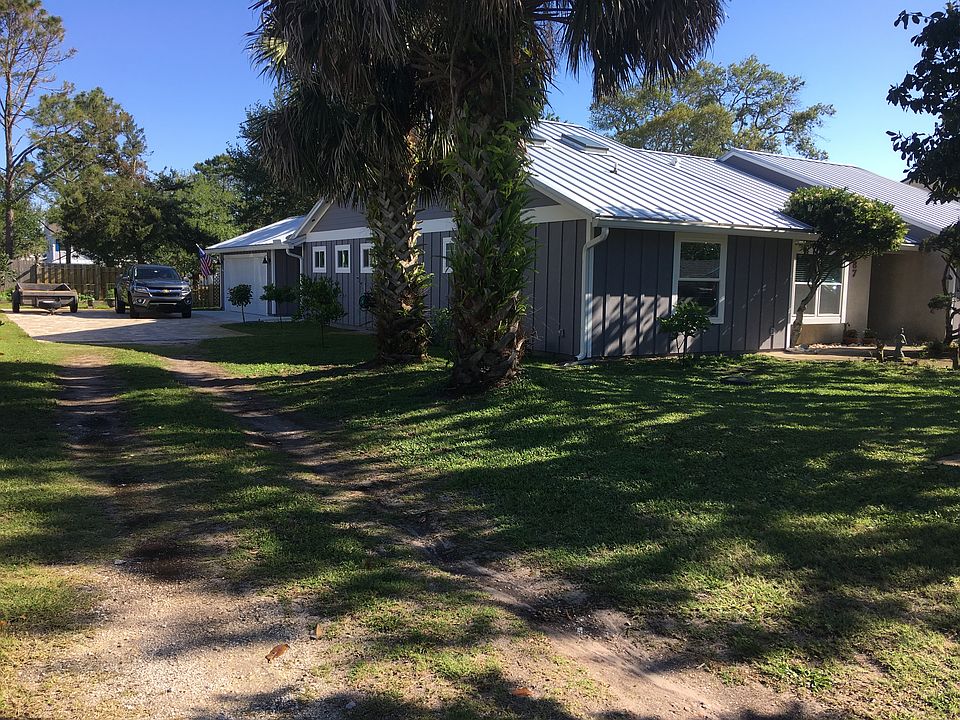 2nd image of 687 13th Ave S