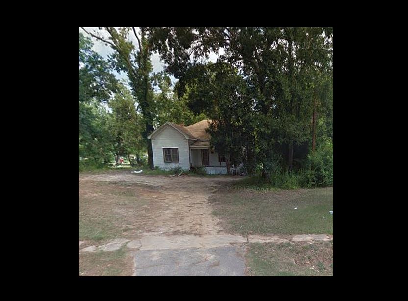 1st image of 318 Kings Hwy