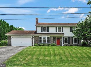 23 Woodland Ave, Lititz, PA 17543