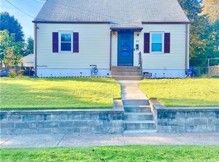 160 Twin Brook Rd, Hamden, CT 06514