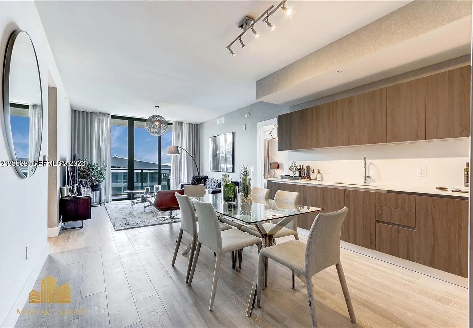 Aventura Parksquare Resid — Photo 2