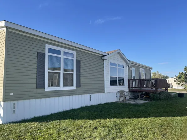 215 Mars St, Pierre, SD 57501