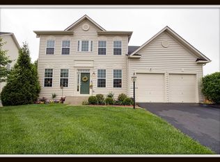 2 Sagewood Ct, Fredericksburg, VA 22406