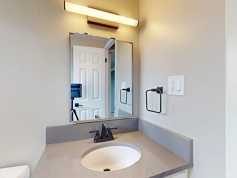 Carousel Apartments — Photo 5
