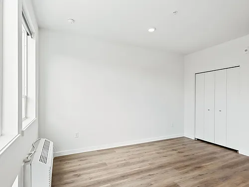 5840 SE 89th Ave ~ Move-in Special! Photo 1
