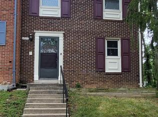 4550 Metro Ct, Annandale, VA 22003