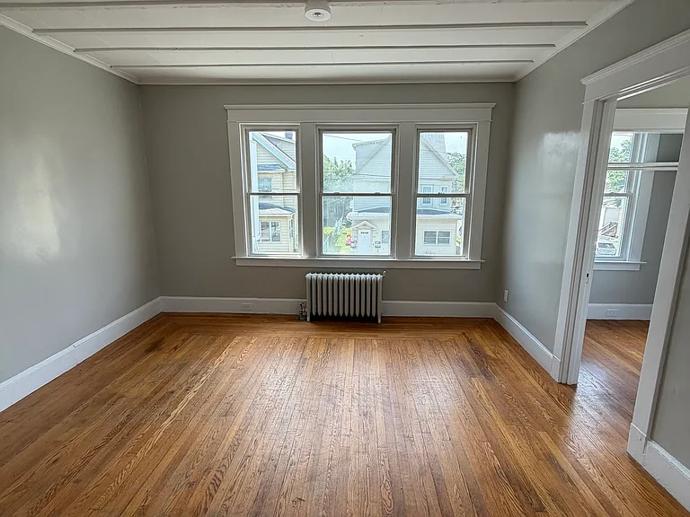 135 East Ave #2 — Photo 6