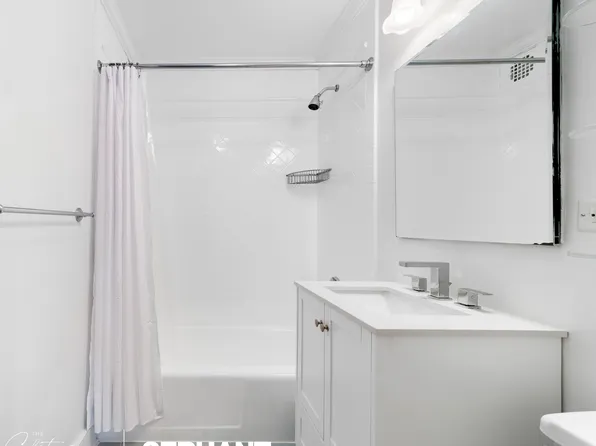 132 East 35th Street image 22 of 31