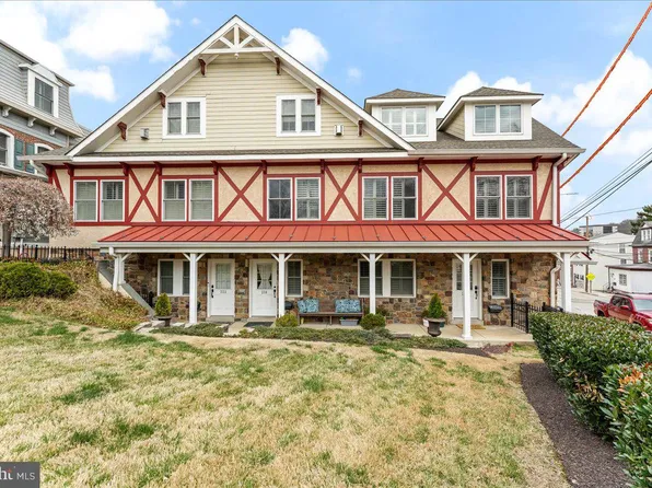 218 Ford St, West Conshohocken, PA 19428