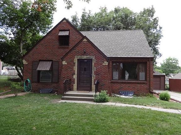 4th image of 3925 B St