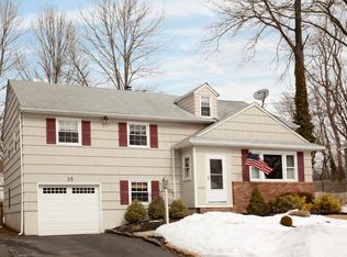 35 Bradford St, New Providence, NJ 07974