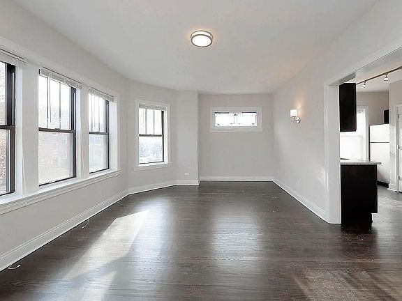2nd image of 3700 N Bosworth Ave #2