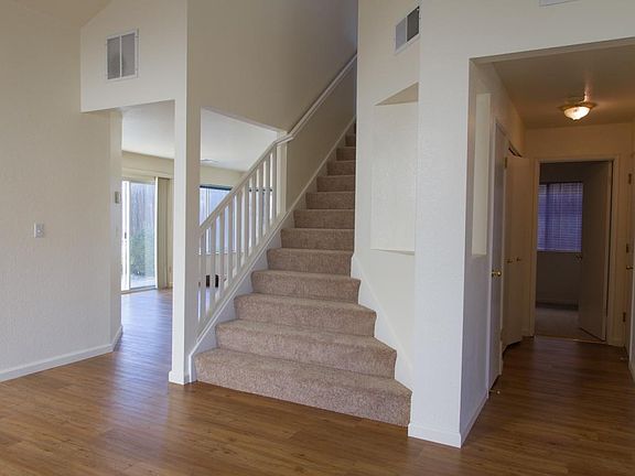 5th image of 2236 Woodhill Dr