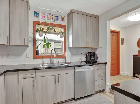 4117 NE 21st Terrace, Lighthouse Point, FL 33064