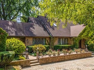 3325 Country Ln, Long Grove, IL 60047