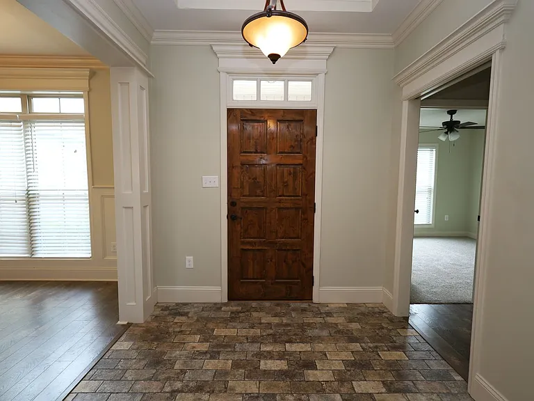 3872 Karaline Cir — Photo 3