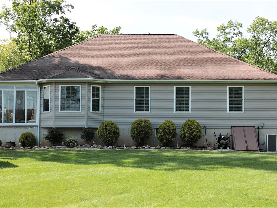 159 Woodcrest Blvd, Hazleton, PA 18202 Zillow