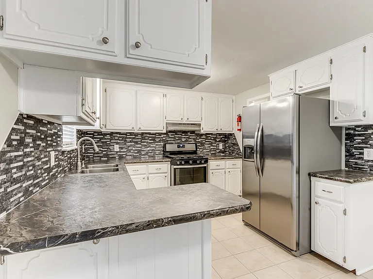 8413 Bigwood Dr — Photo 14