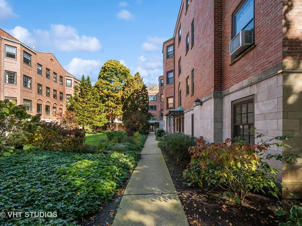 2459 Prairie Ave APT 1F, Evanston, IL 60201