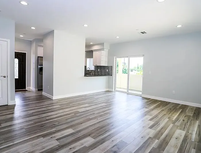 2 bed, 1200 sqft, $2,800 — Photo 2