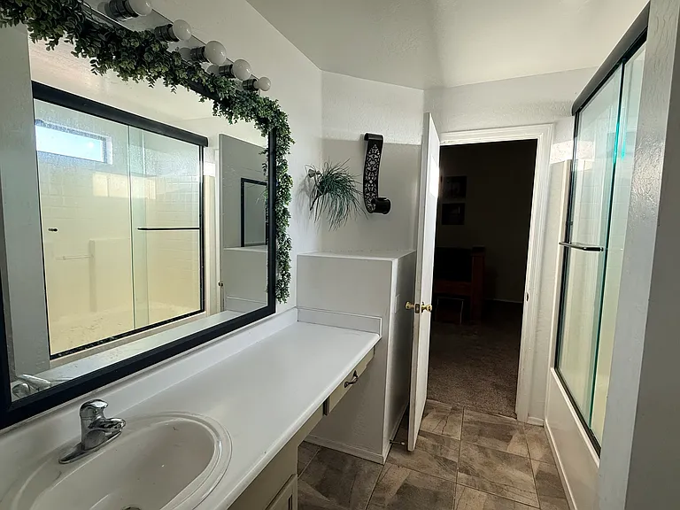 23588 N Sunrise Cir — Photo 2