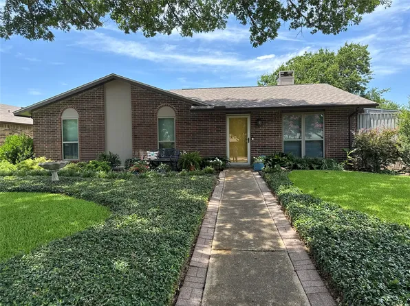 5521 Pike Pl, Garland, TX 75044