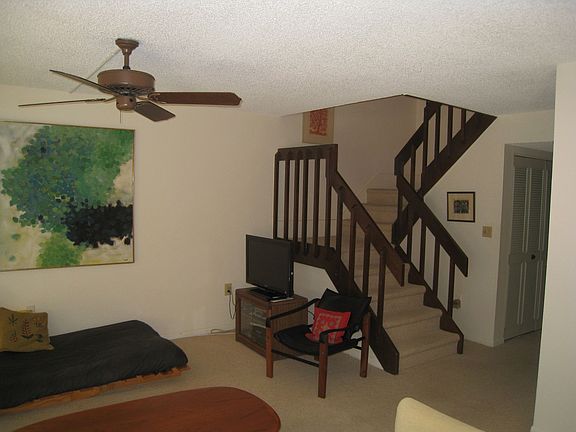 living rm area