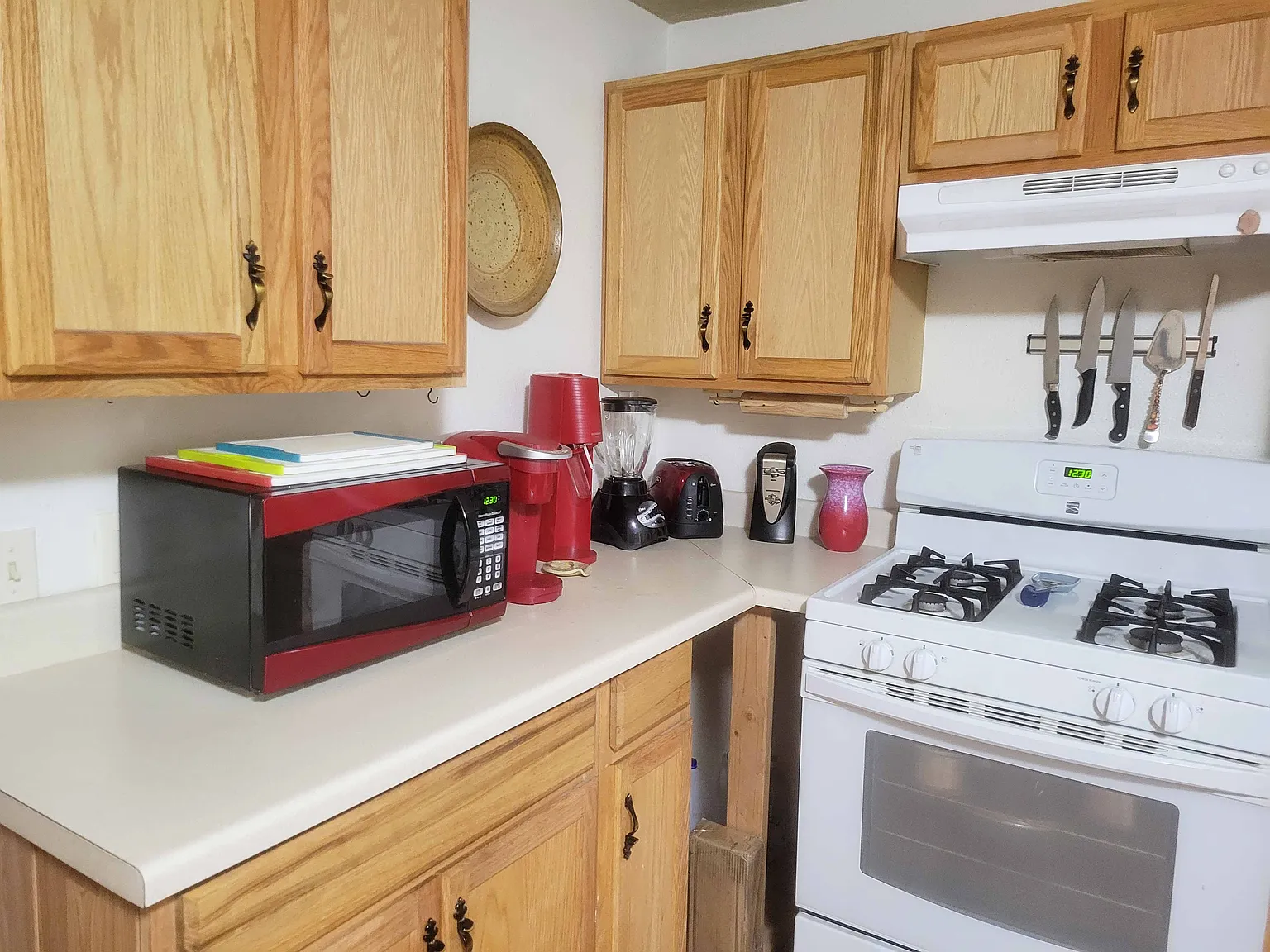 2 bed, 1000 sqft, $700 — Photo 4