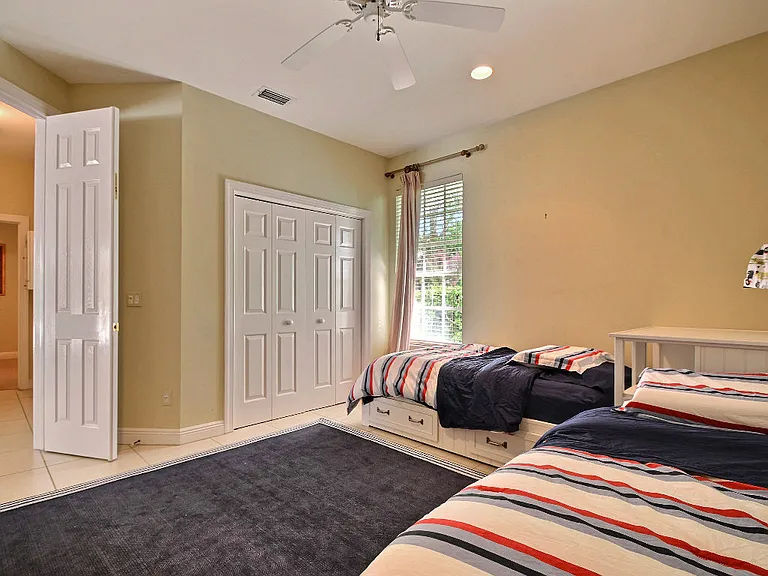 1839 E Sandpointe Ln — Photo 27