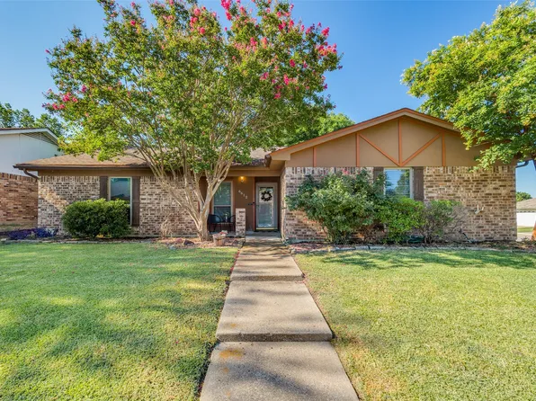 6612 Redbud Dr, Watauga, TX 76148