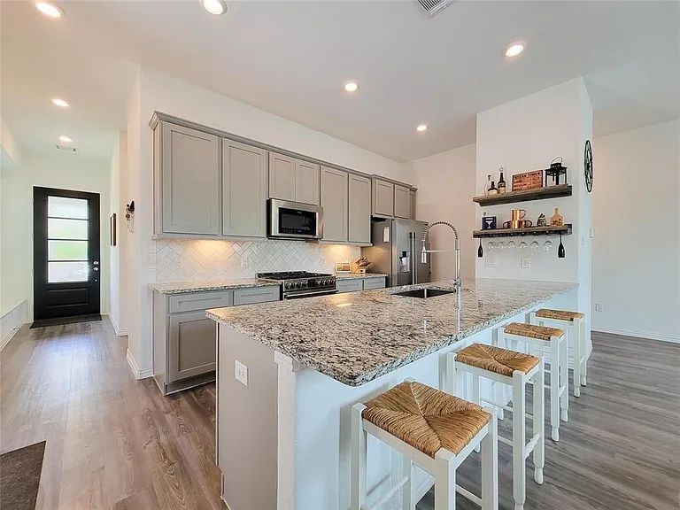 4743 Glen Isle Dr — Photo 8