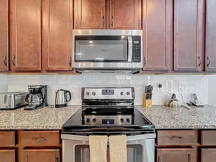 1812 Sandy Park Trl — Photo 11