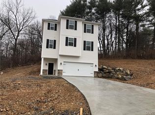 4433 Game Preserve Rd N, Whitehall Township, PA 18078