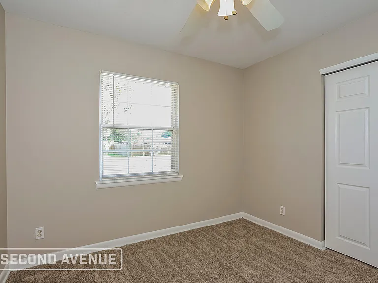 6111 Shetland Rd — Photo 10