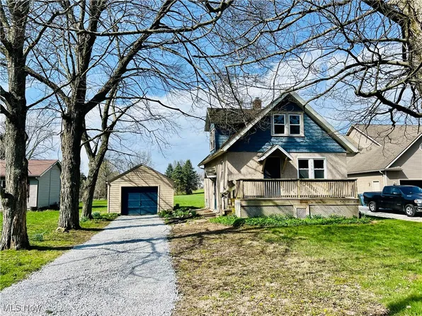 3557 Carper Ave, Akron, OH 44312