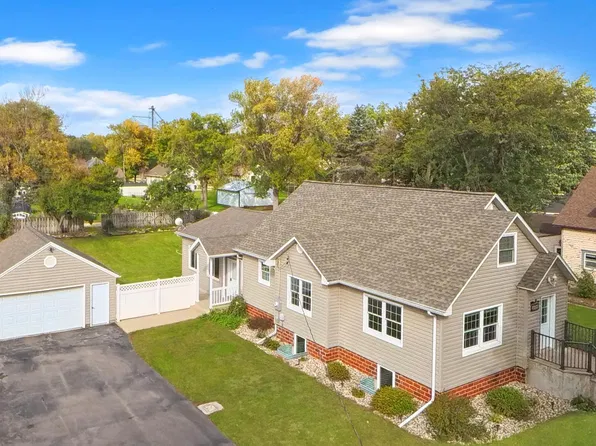 1221 Mechanic St, Edgerton, MN 56128