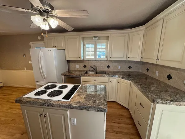 433 E 400 S, Saint George, UT 84770