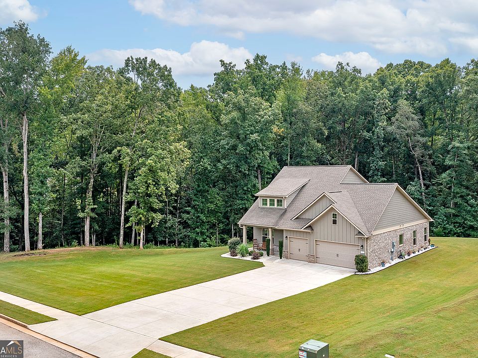 1st image of 132 Whitworth Dr