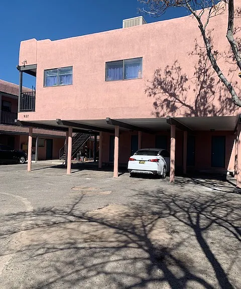 929 Aztec Rd NW — Photo 18
