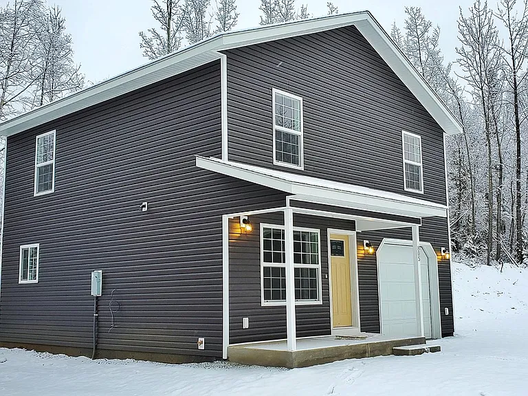 805 N Old Trunk Rd — Photo 1