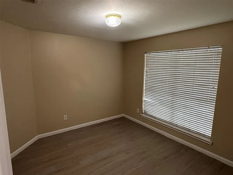 4018 Longway Estates Ct — Photo 15