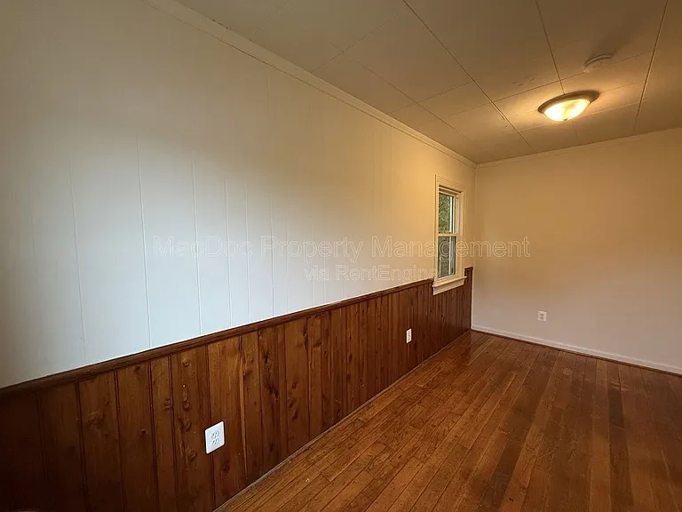 503 Pratt St — Photo 7