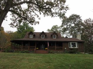 833 Milford Rd, Dingmans Ferry, PA 18328