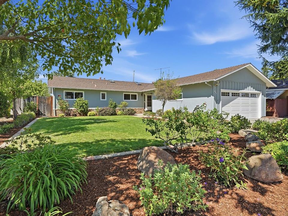 1st image of 941 Chehalis Dr