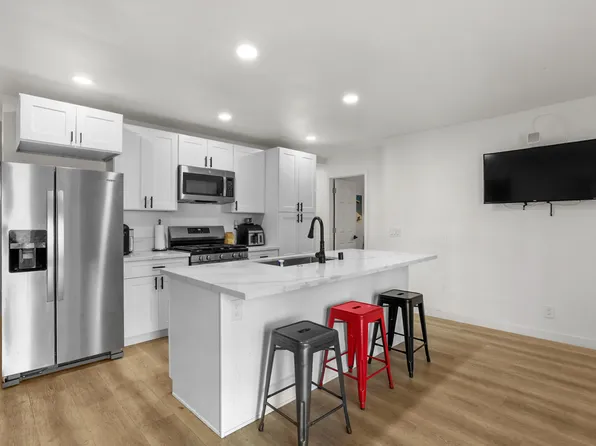 6124 Pembroke Dr, San Diego, CA 92115